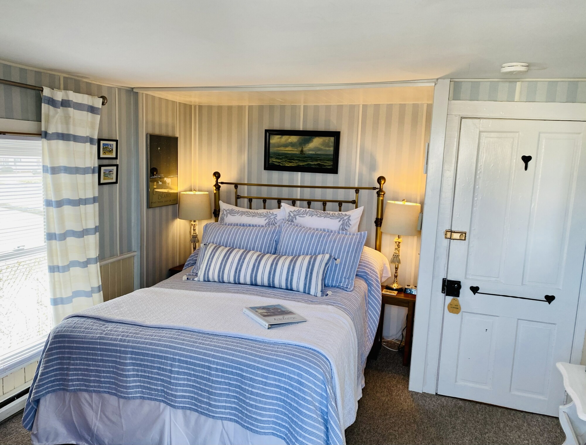 Chincoteague B&B: Miss Molly's Inn Bed And Breakfast, Virginia Guest Rooms