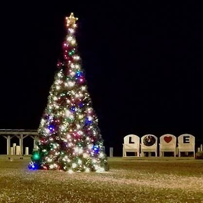 annual Chincoteague Holiday Tree Lighting